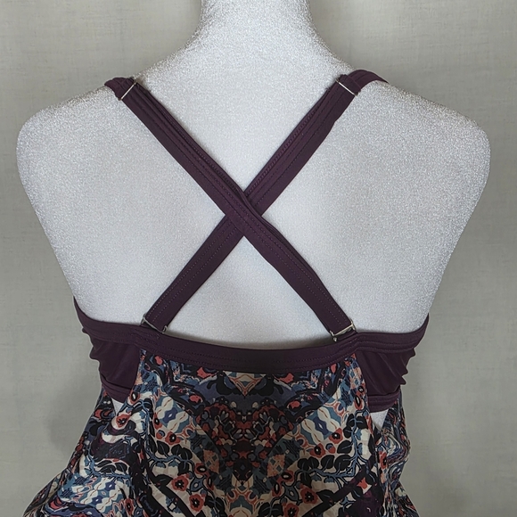 Athleta Marrakesh Side Scrunch Tankin Top Wild Bloom Size 36 B/C - Picture 8 of 11